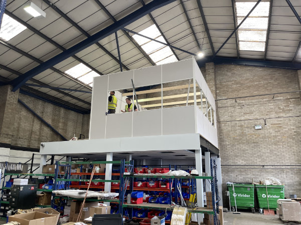 Industrial Mezzanine Floor For Flogas