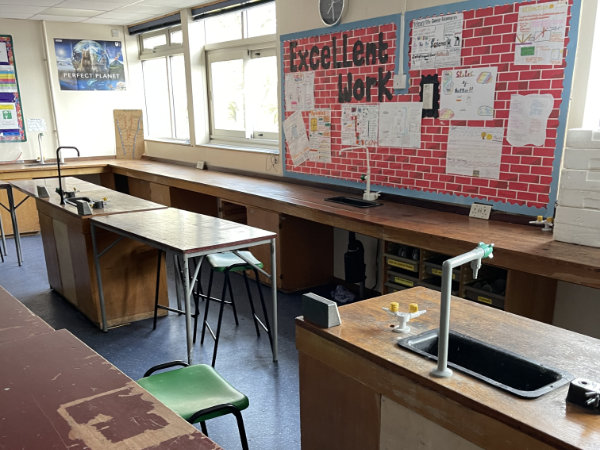 Classroom Refurbishment For Meden School, Market Warsop Mansfield Before Image